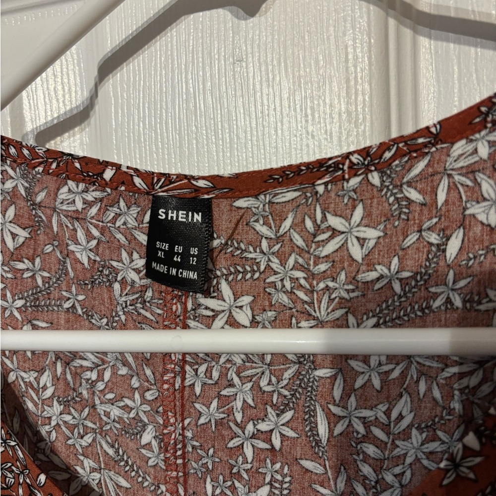 SHEIN Rust Floral Print Dress